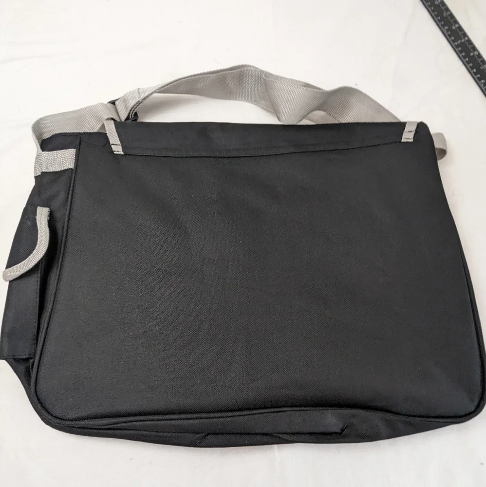 National Geographic Computer Satchel Bag
